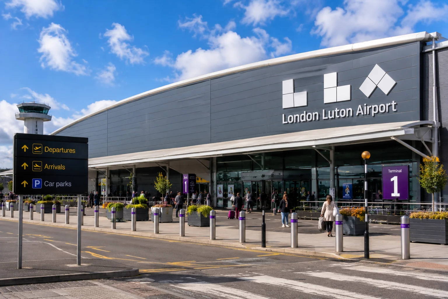 Luton Airport Pickup Guide for Private Transfers