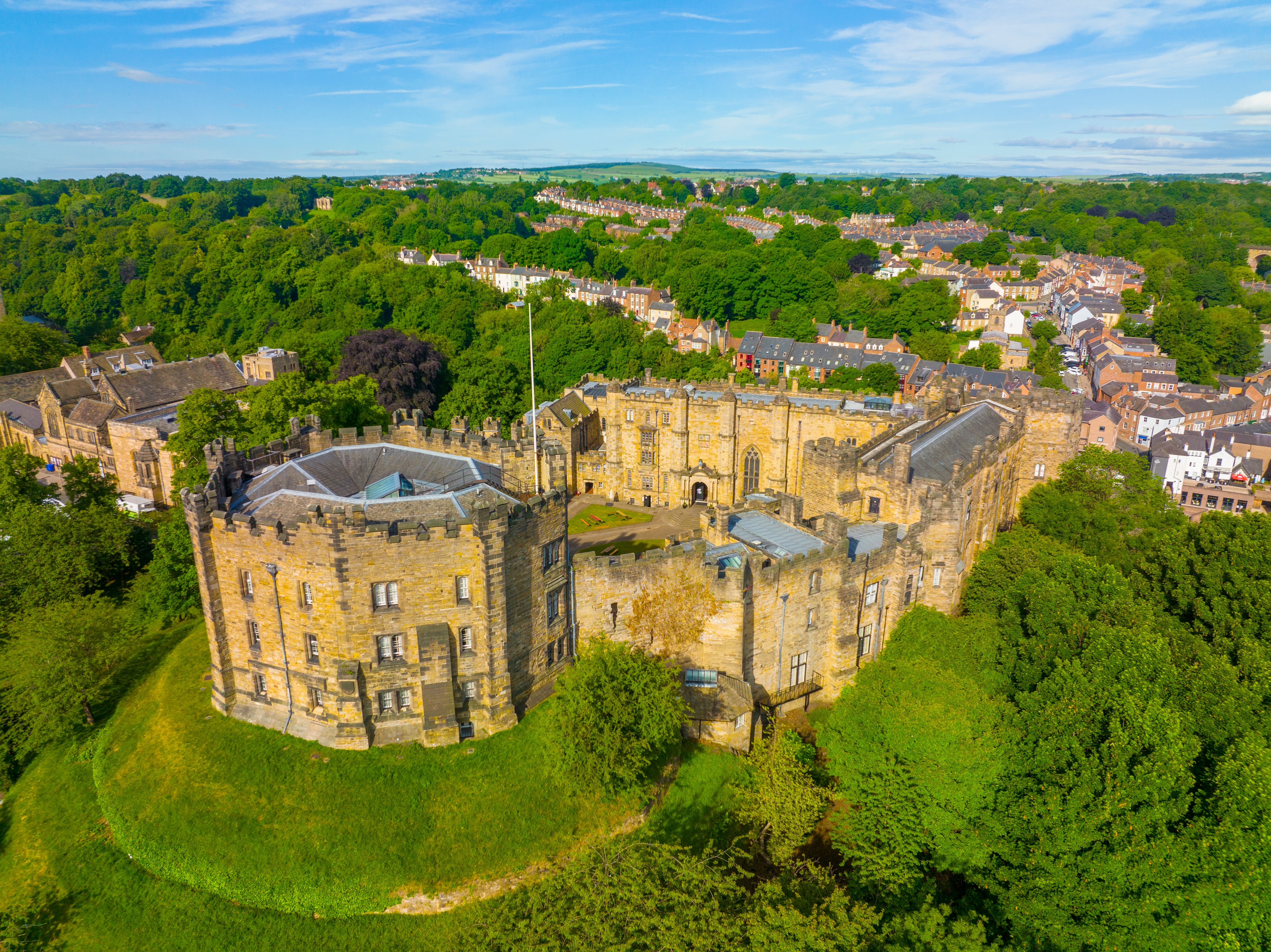 Unguided tours of the UK